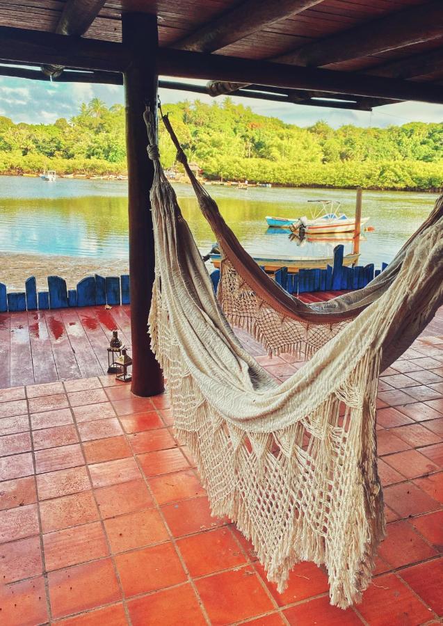 Casinha Azul na beira do Rio Caraíva Exterior foto