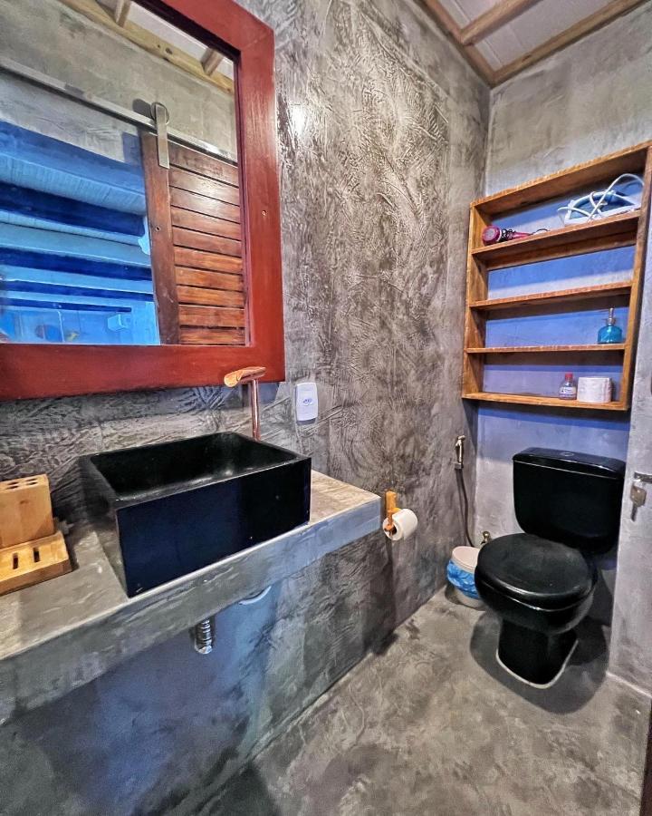 Casinha Azul na beira do Rio Caraíva Exterior foto
