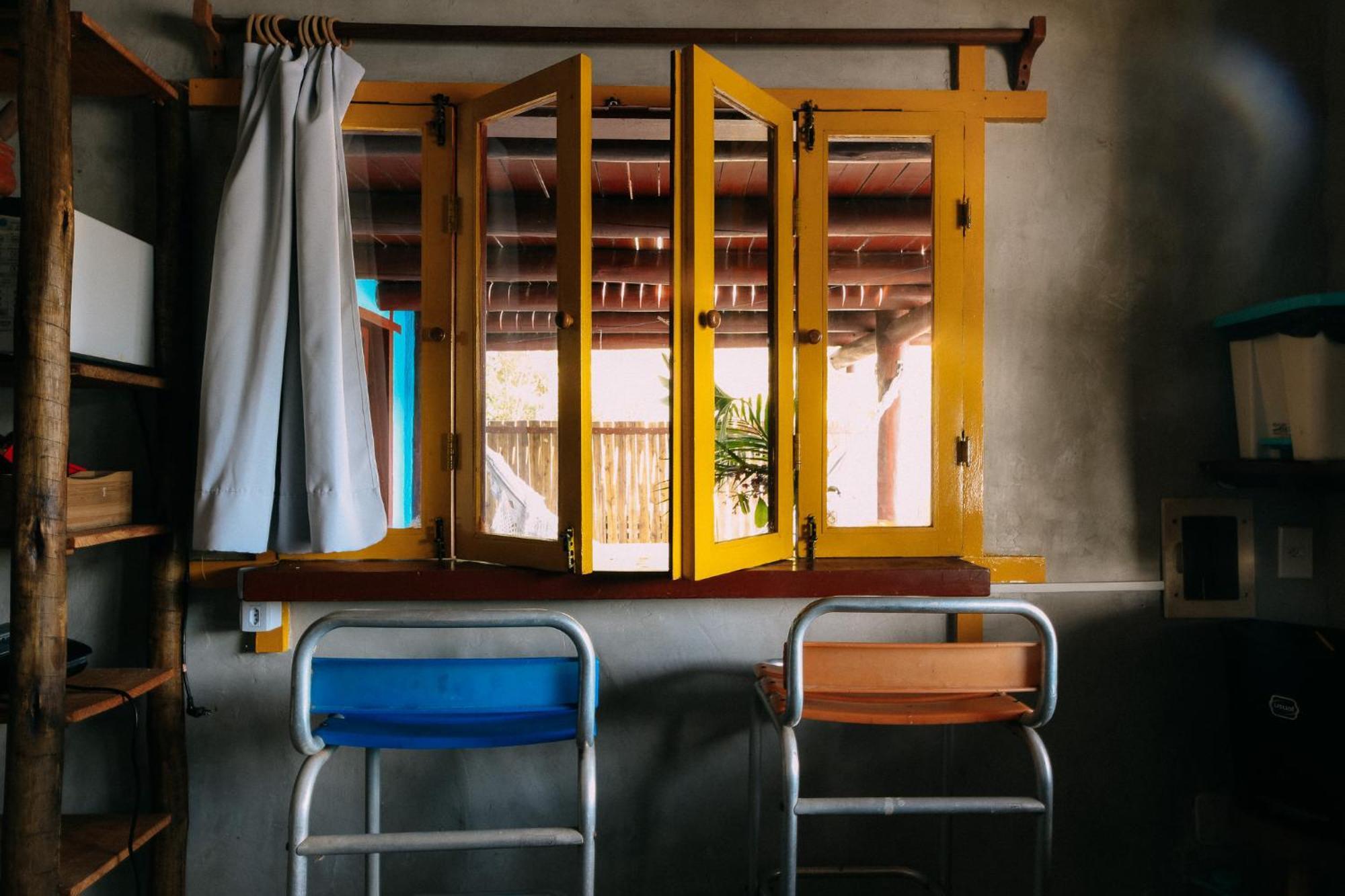 Casinha Azul na beira do Rio Caraíva Exterior foto